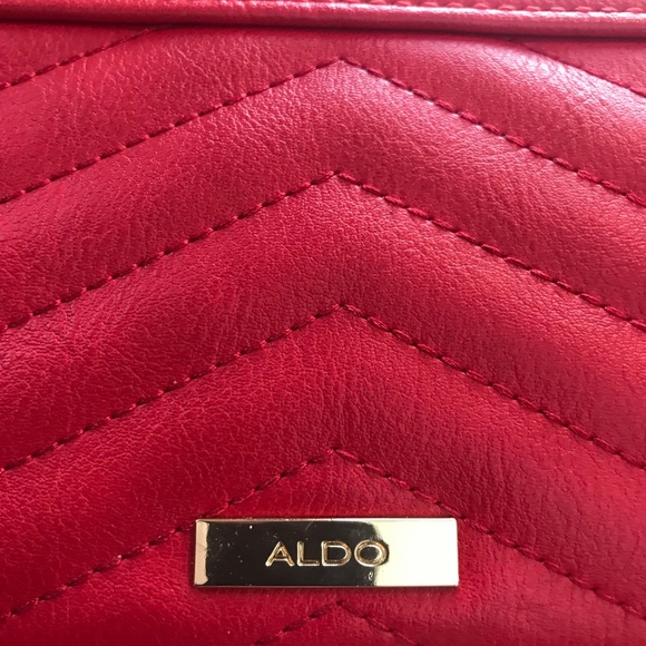 Cute Red Aldo Clutch - Picture 2 of 3